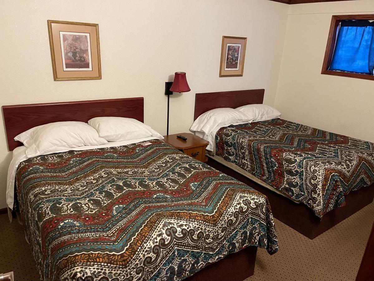 Highland Court Motel Fairmont Eksteriør billede